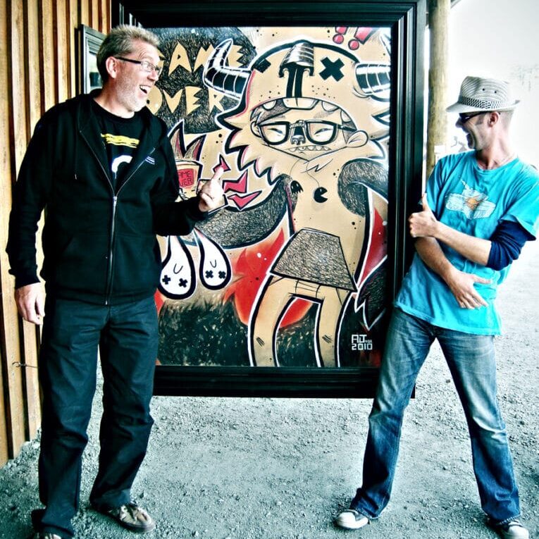 Simon Owen Oi You! street art